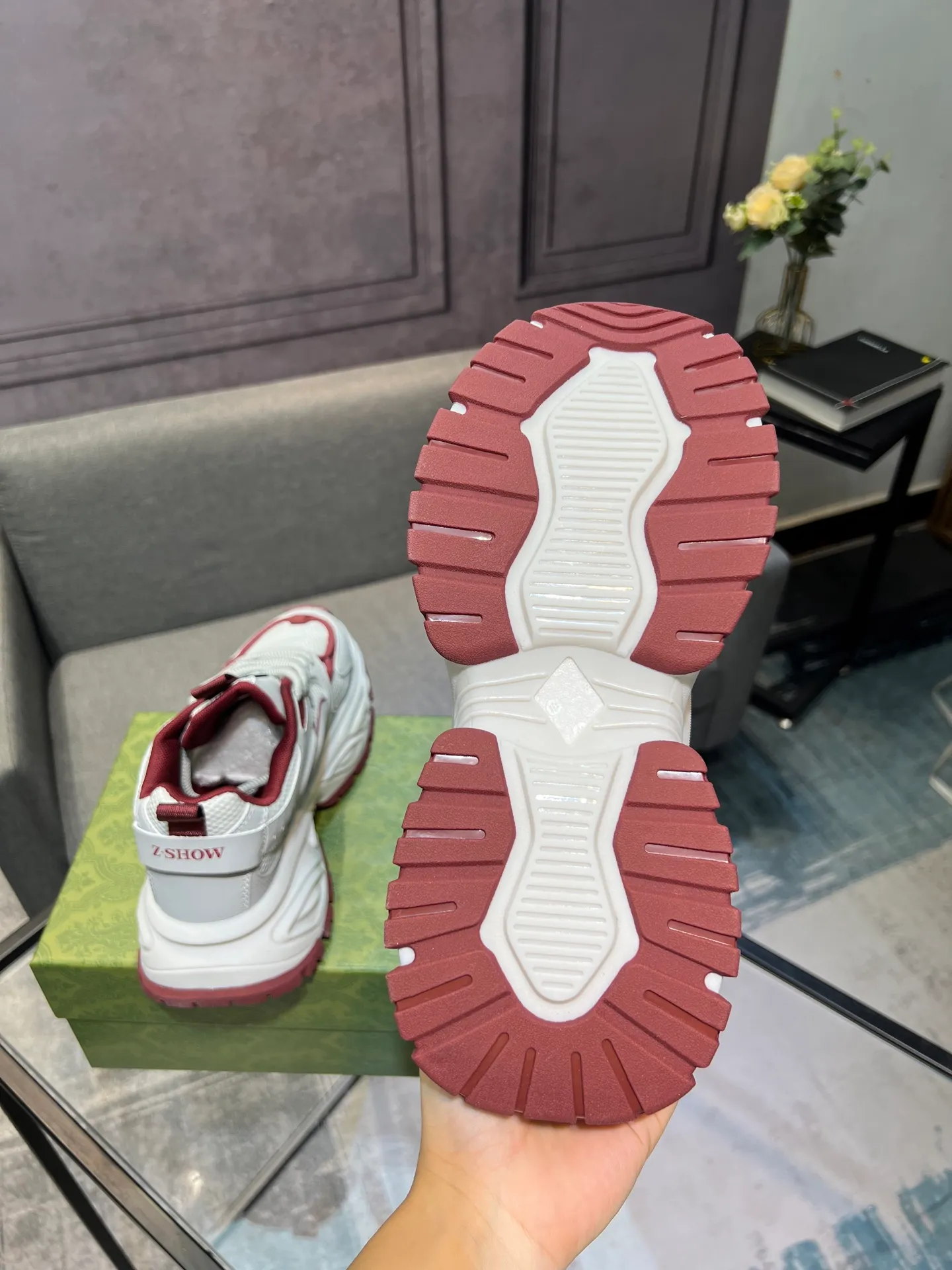 💰¥460 Brand: GUCCI Standard code: 38-44, Material: original material splicing, comfortable and breathable lining, lightweight and wear-resistant sports outsole Style category: men's fashionable casual shoes, running, sports shoes, distinguished luxury brand elements, top luxury